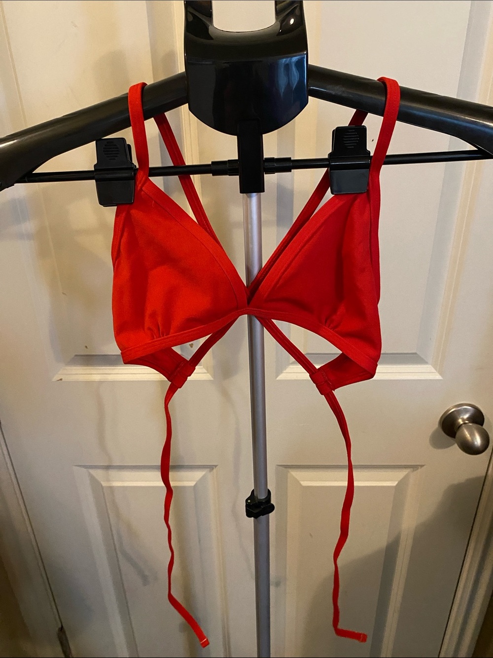 NWOT JOLYN RED BIKINI TOP SIZE SMALL